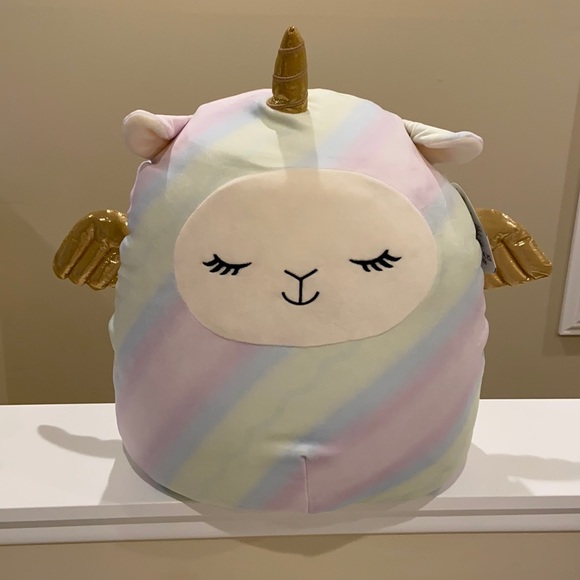 6 Kinsley The Llamacorn Squishmallow 